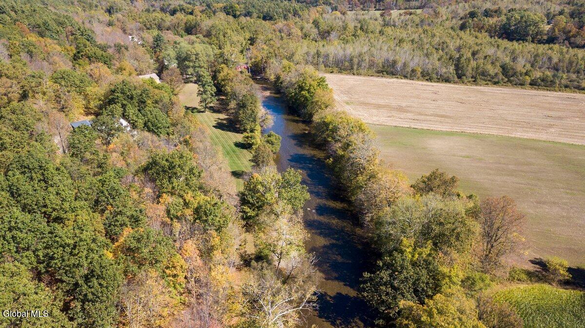 262 Binninger Road Shushan NY 12873