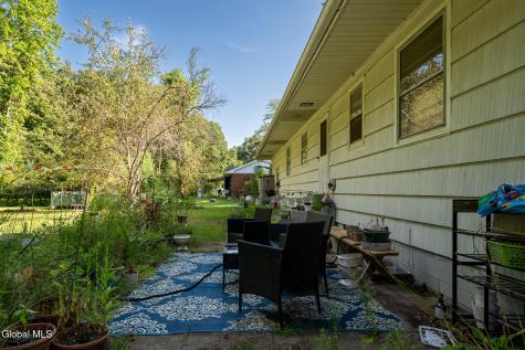 38 E Wiggand Drive Glenmont NY 12077