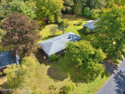 38 E Wiggand Drive Glenmont NY 12077
