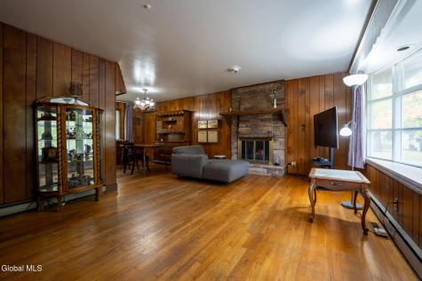 38 E Wiggand Drive Glenmont NY 12077