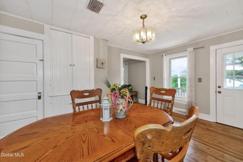 22 Madison Avenue Ravena NY 12143
