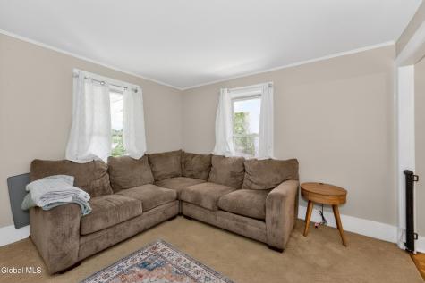 22 Madison Avenue Ravena NY 12143