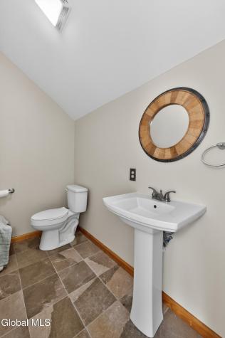 22 Madison Avenue Ravena NY 12143