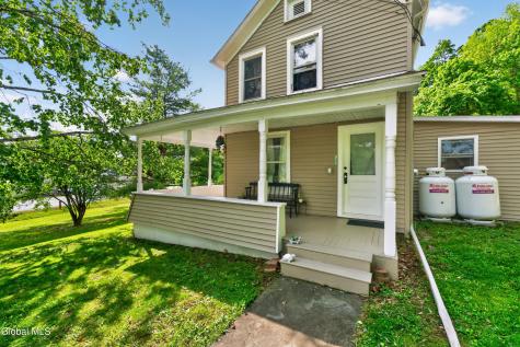 22 Madison Avenue Ravena NY 12143