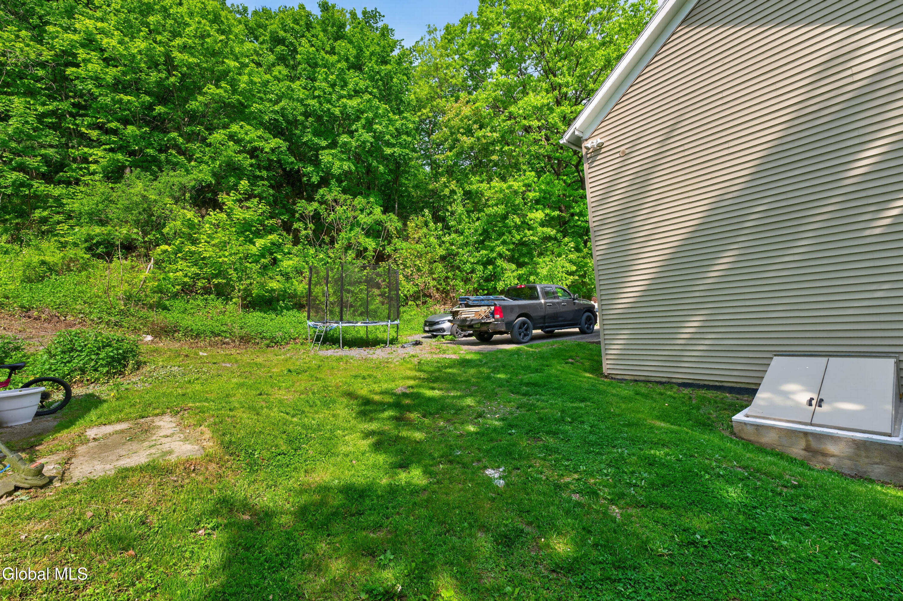 22 Madison Avenue Ravena NY 12143