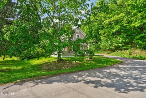 22 Madison Avenue Ravena NY 12143