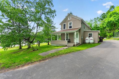 22 Madison Avenue Ravena NY 12143
