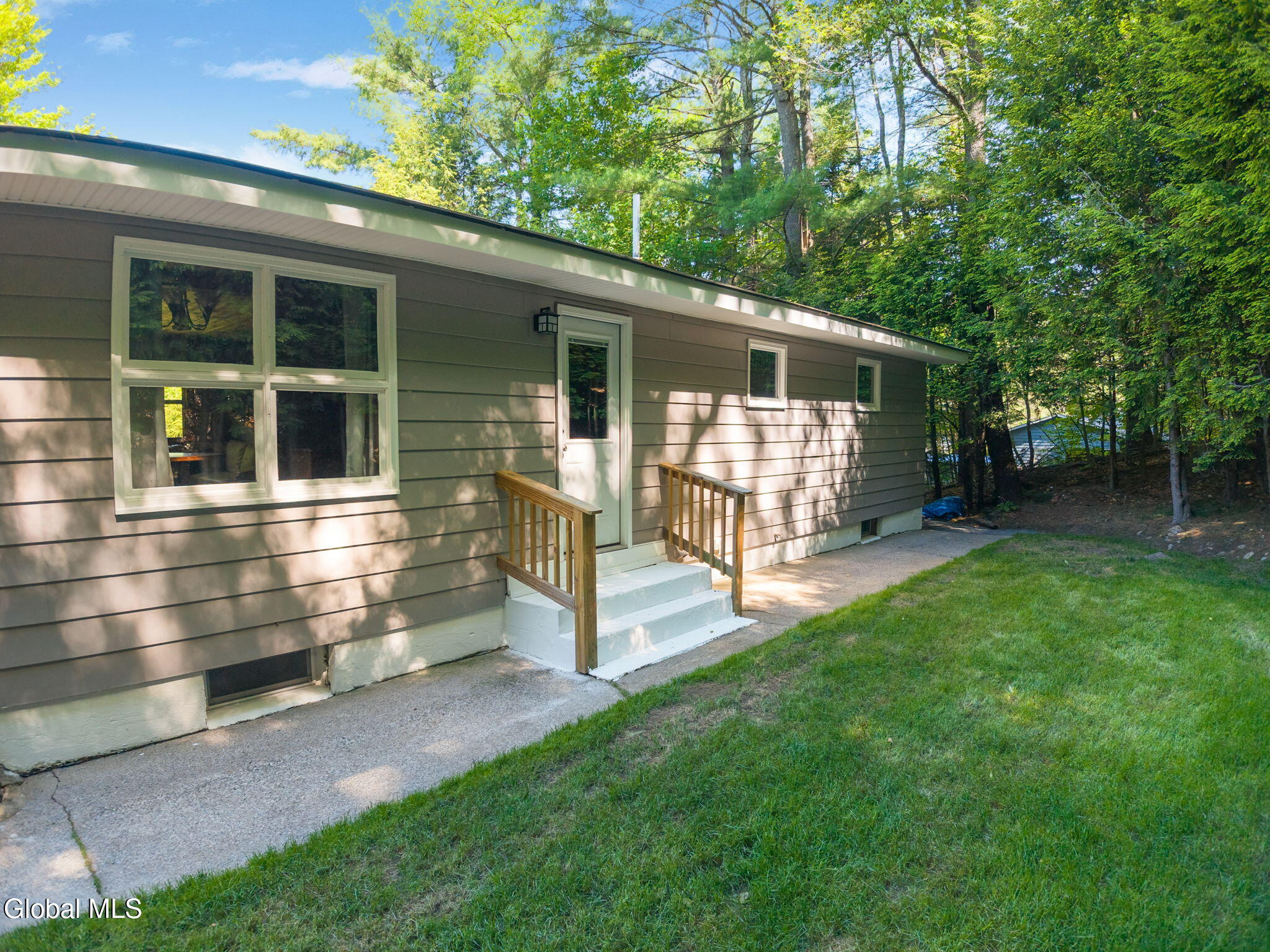 424 Lake Avenue Lake Luzerne NY 12846