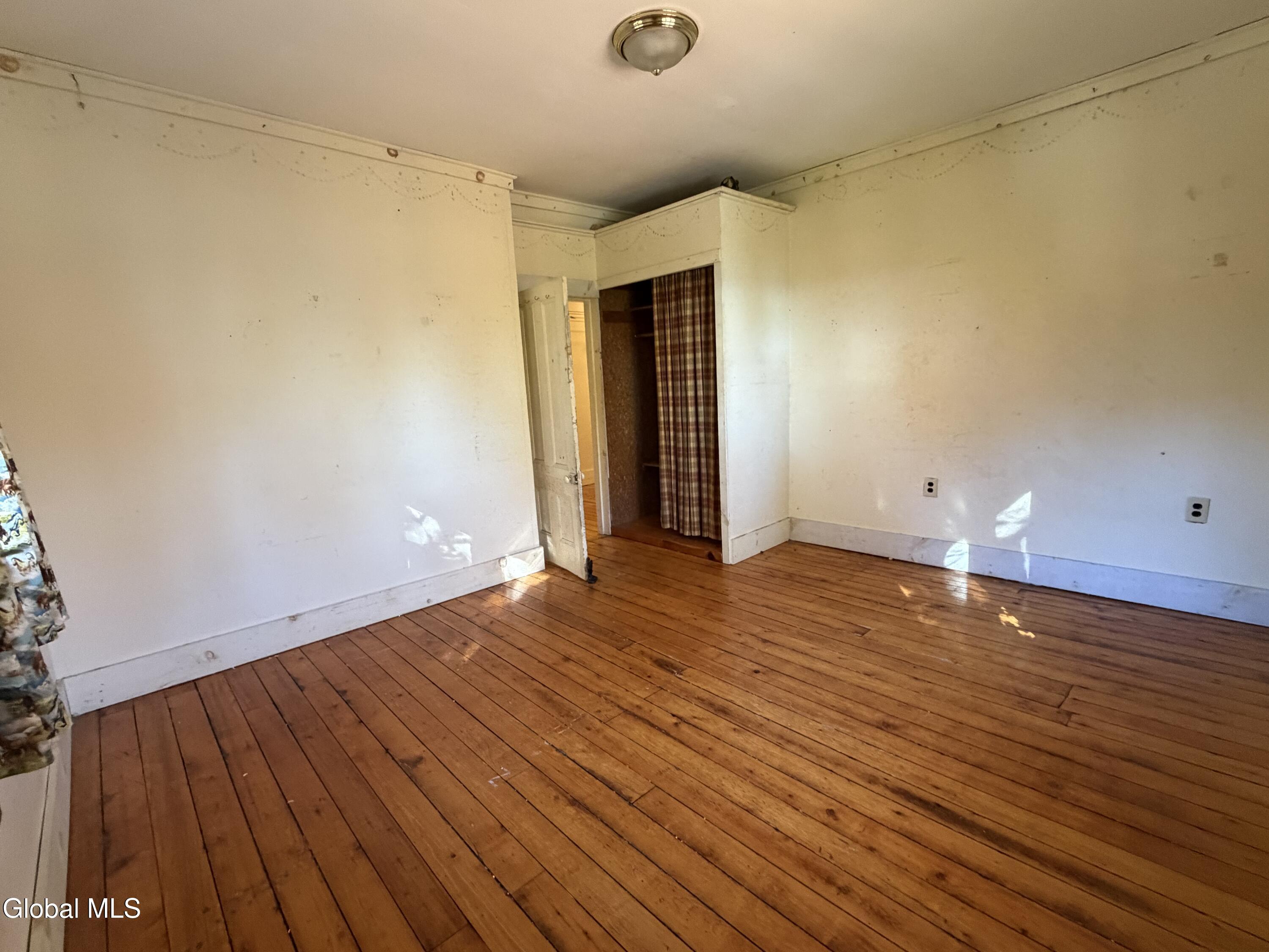 29 Spring Street Port Henry NY 12974