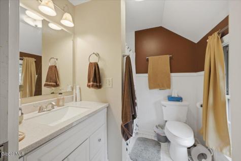 94 Revere Road Queensbury NY 12804