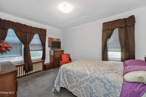 1450 Baker Avenue Schenectady NY 12309