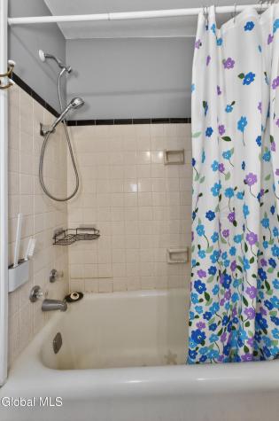 1450 Baker Avenue Schenectady NY 12309