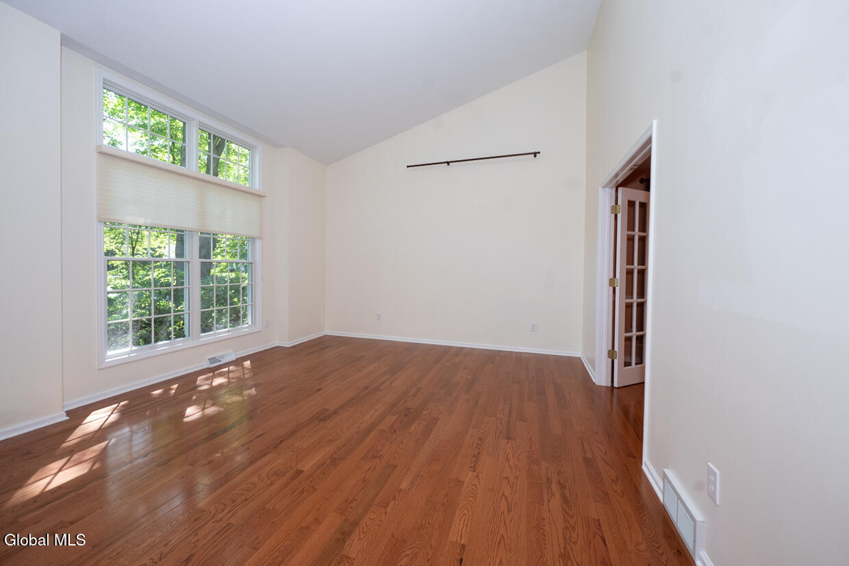 22 E Claremont Drive Voorheesville NY 12186
