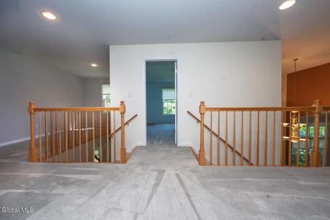 22 E Claremont Drive Voorheesville NY 12186