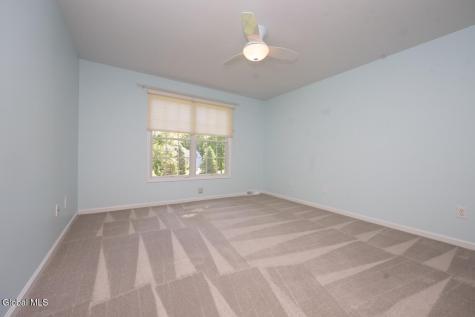 22 E Claremont Drive Voorheesville NY 12186