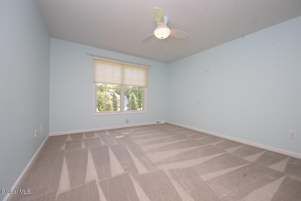 22 E Claremont Drive Voorheesville NY 12186