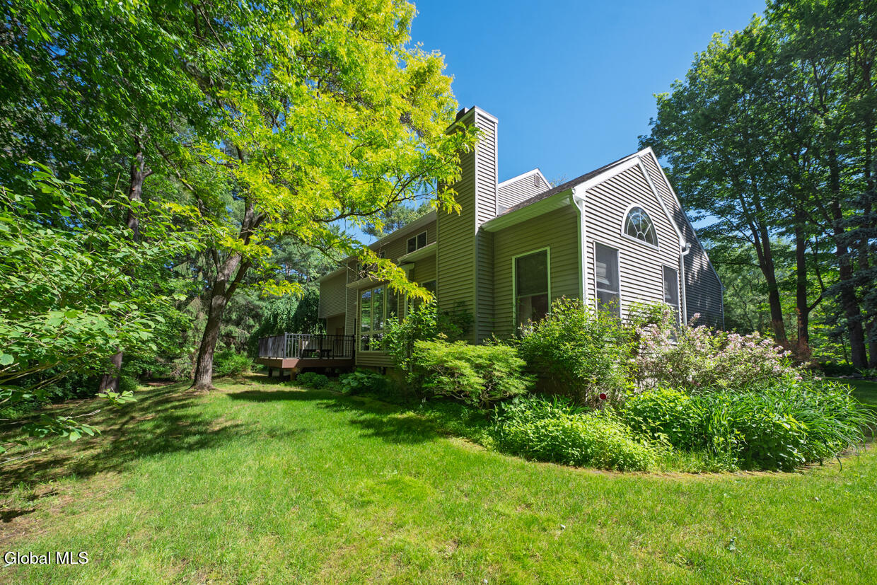 22 E Claremont Drive Voorheesville NY 12186