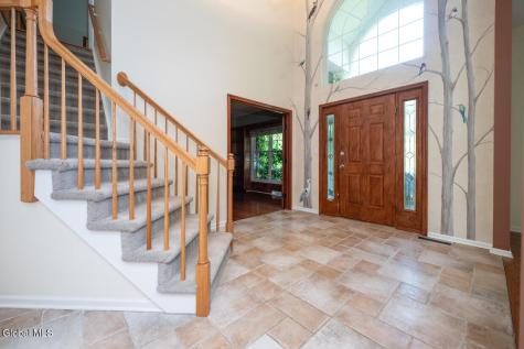 22 E Claremont Drive Voorheesville NY 12186