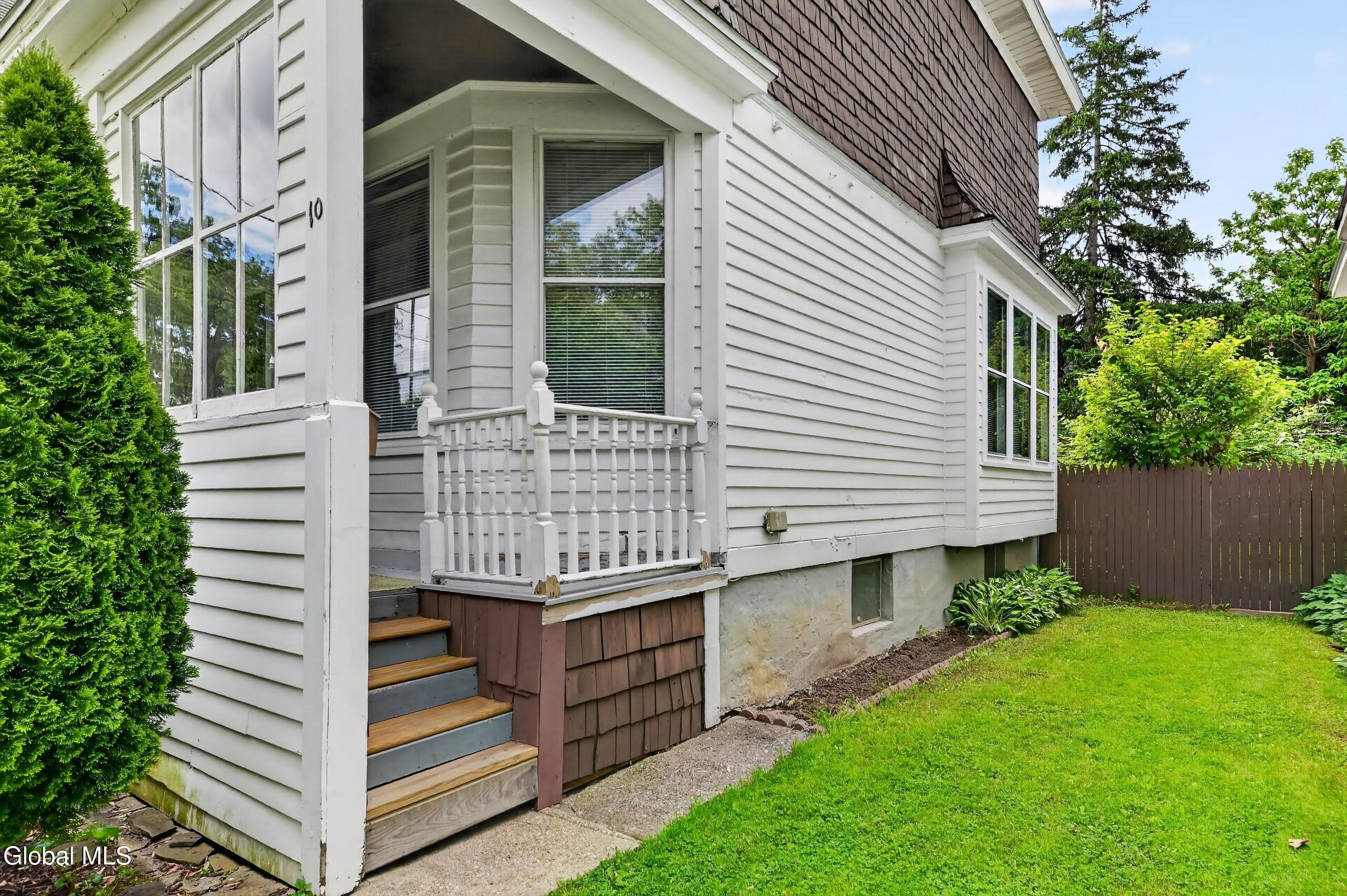 10 Matilda Street Albany NY 12209