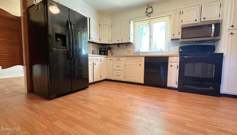 24 Lorelei Lane Glenville NY 12302
