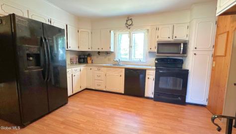 24 Lorelei Lane Glenville NY 12302