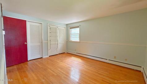 24 Lorelei Lane Glenville NY 12302