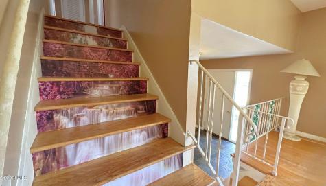 24 Lorelei Lane Glenville NY 12302
