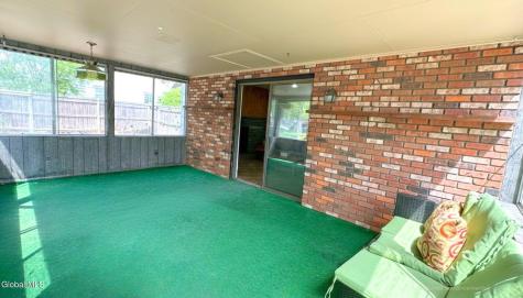 24 Lorelei Lane Glenville NY 12302