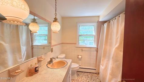 24 Lorelei Lane Glenville NY 12302
