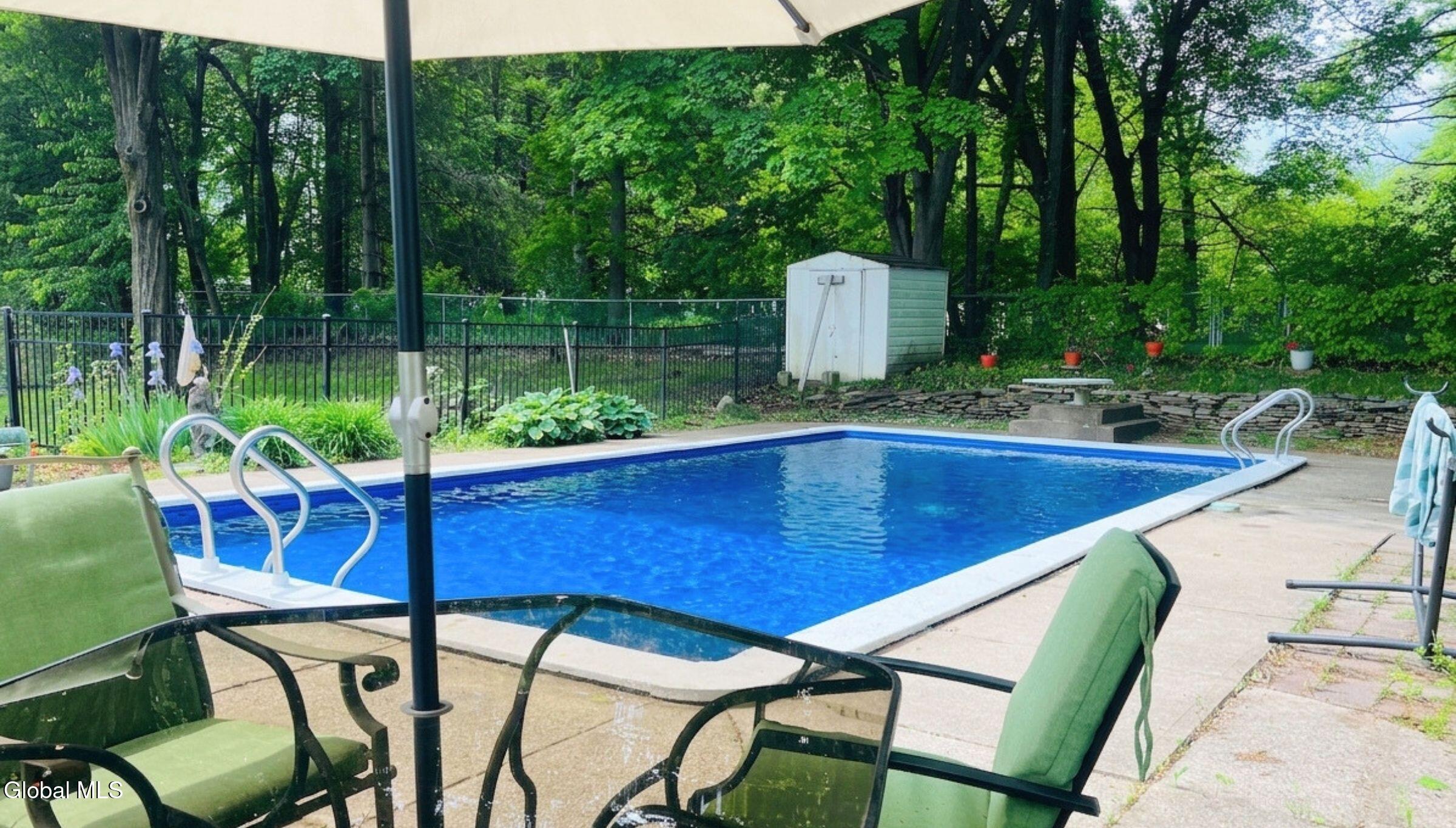 24 Lorelei Lane Glenville NY 12302