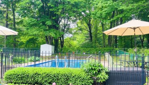 24 Lorelei Lane Glenville NY 12302