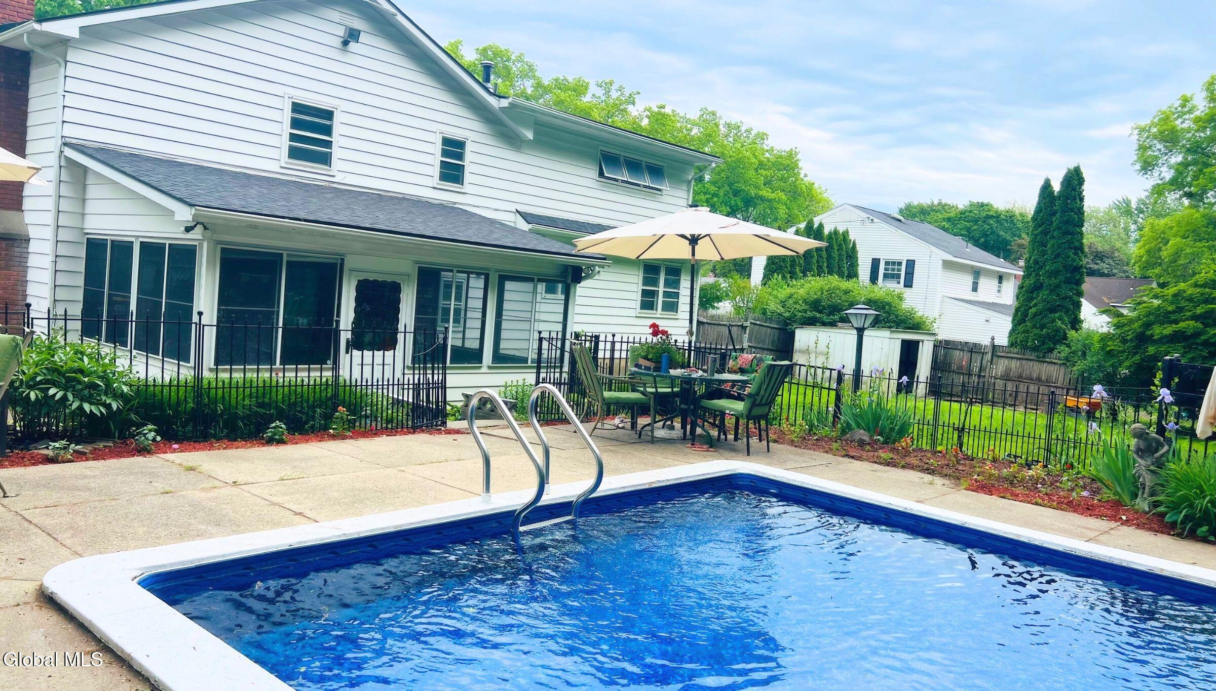 24 Lorelei Lane Glenville NY 12302