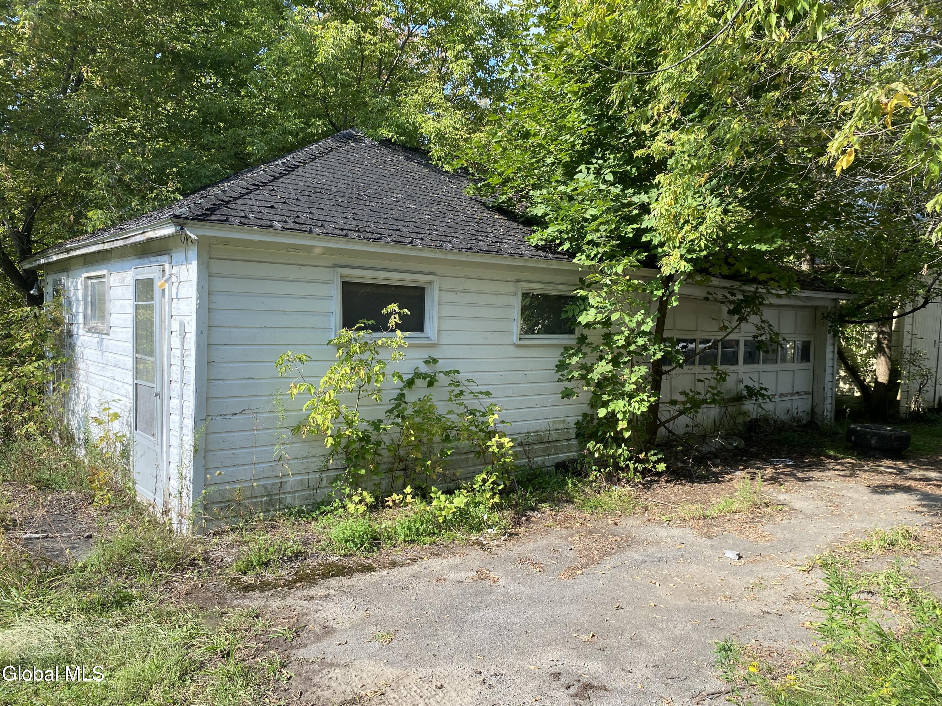 19 W State Street Dolgeville NY 13329