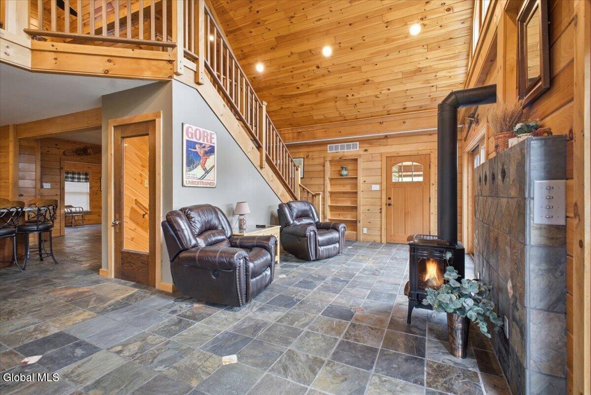 5328 Ny-30 Indian Lake NY 12842