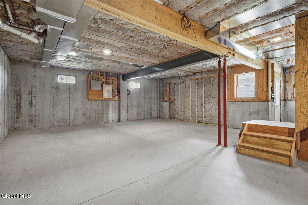 5328 Ny-30 Indian Lake NY 12842
