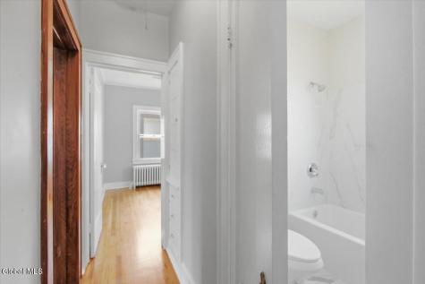 16 Roosevelt Street Albany NY 12206