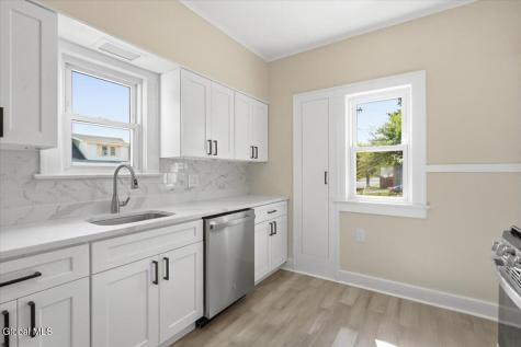 16 Roosevelt Street Albany NY 12206