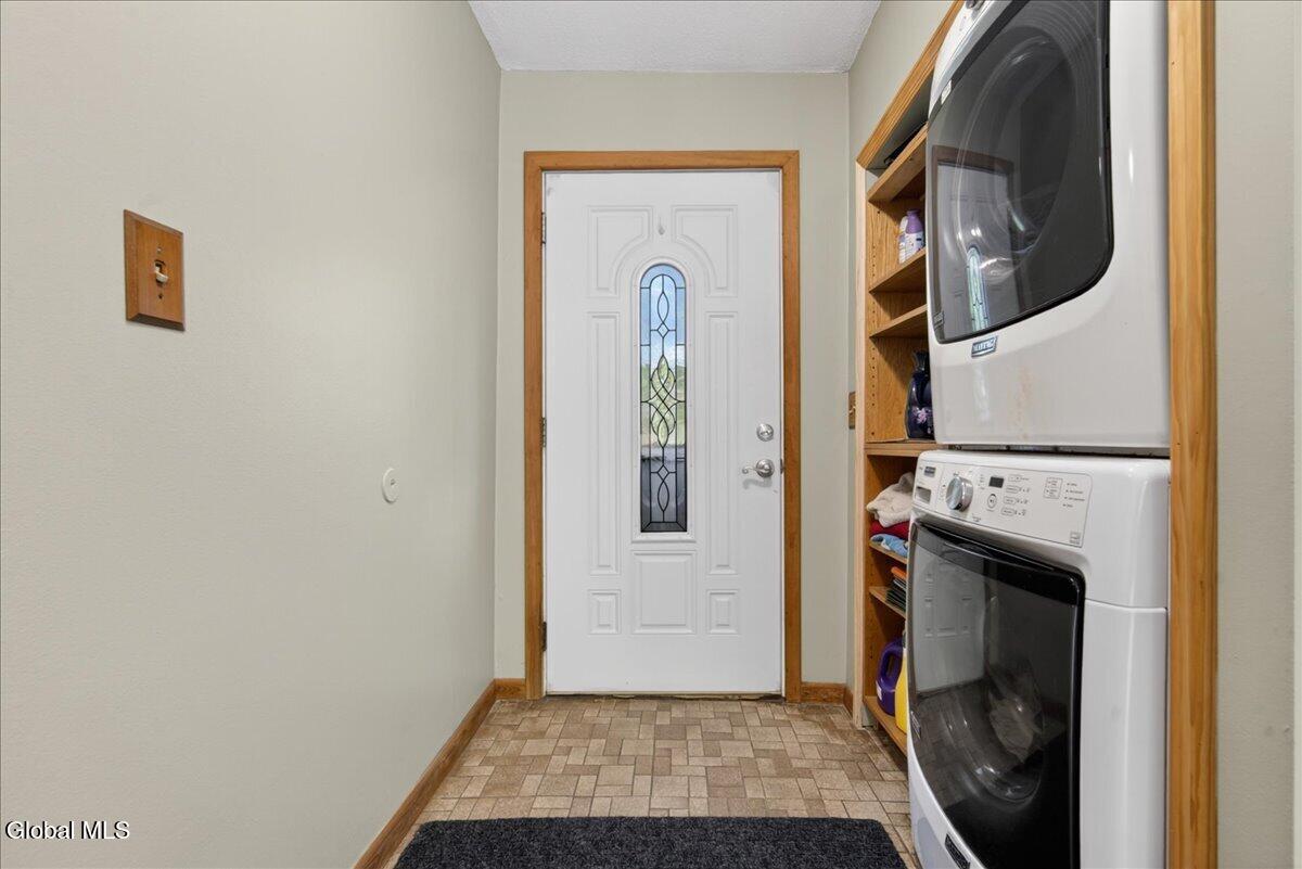5671 Parkis Mills Road Galway NY 12074