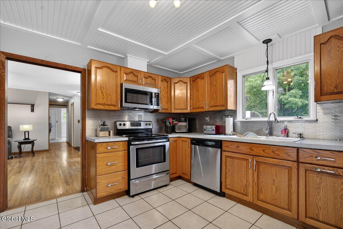 5671 Parkis Mills Road Galway NY 12074