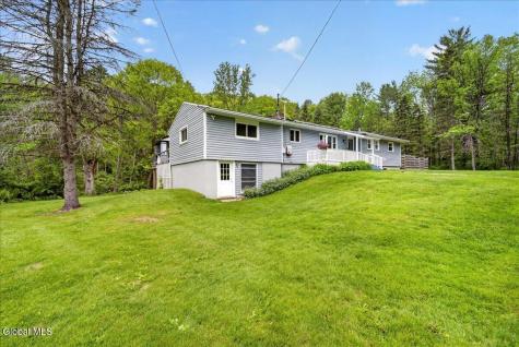 5671 Parkis Mills Road Galway NY 12074