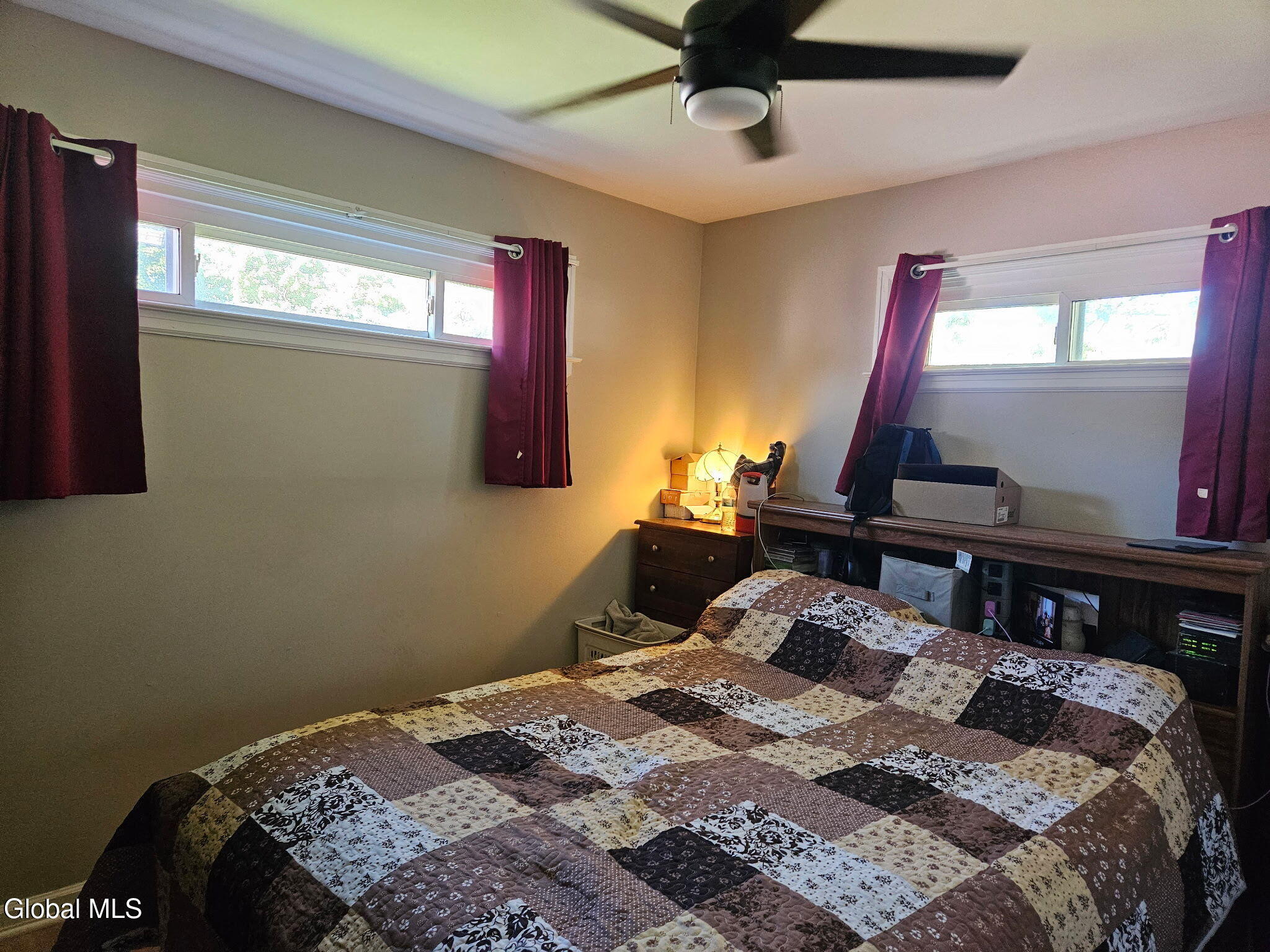 33 Plaske Drive Schenectady NY 12309