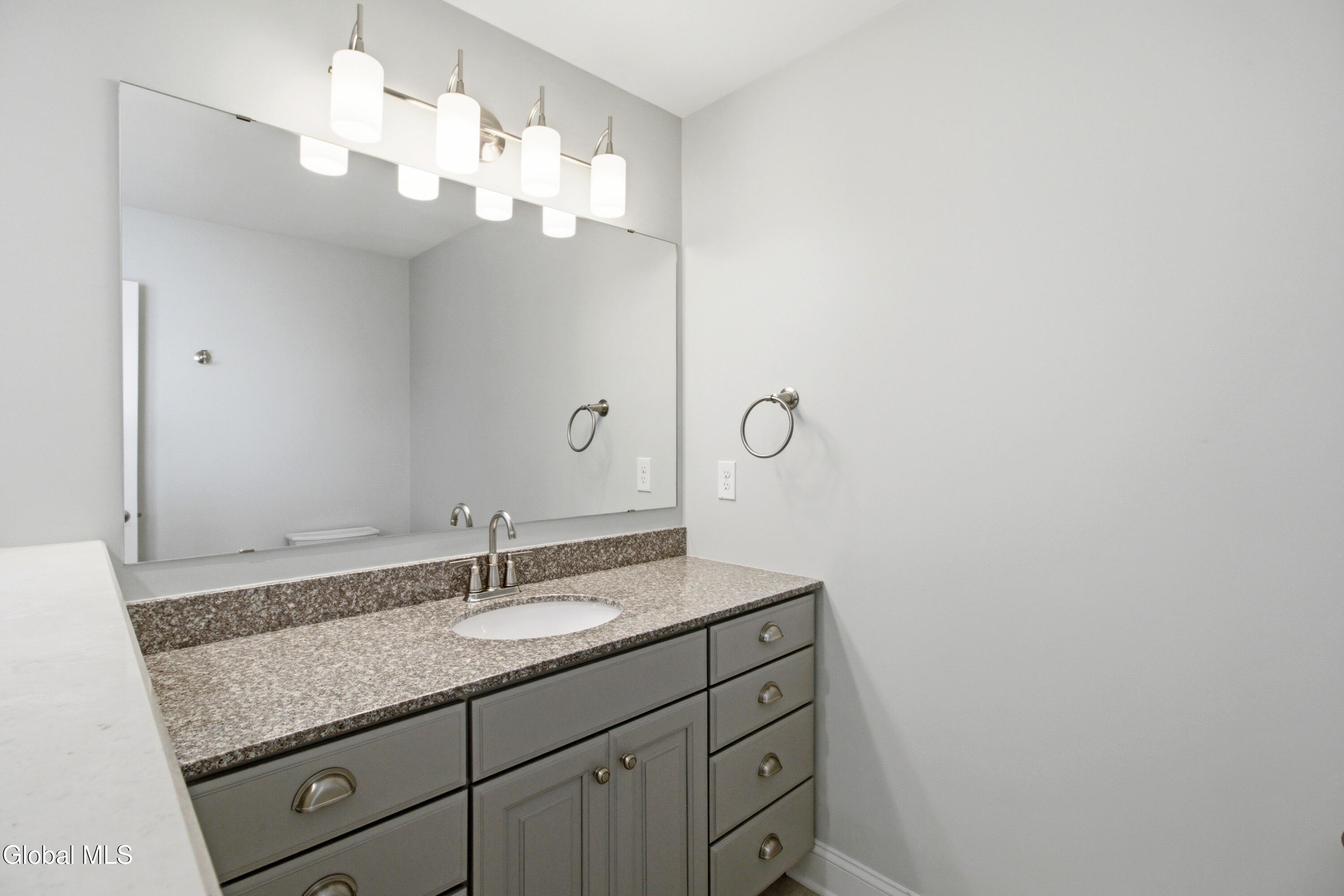 3 Britton Way Watervliet NY 12189