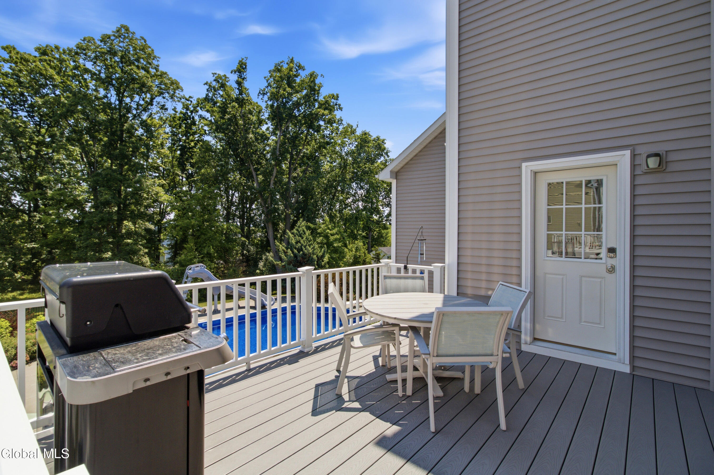 3 Britton Way Watervliet NY 12189