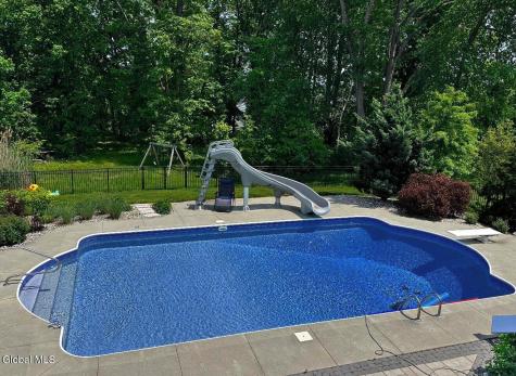 3 Britton Way Watervliet NY 12189