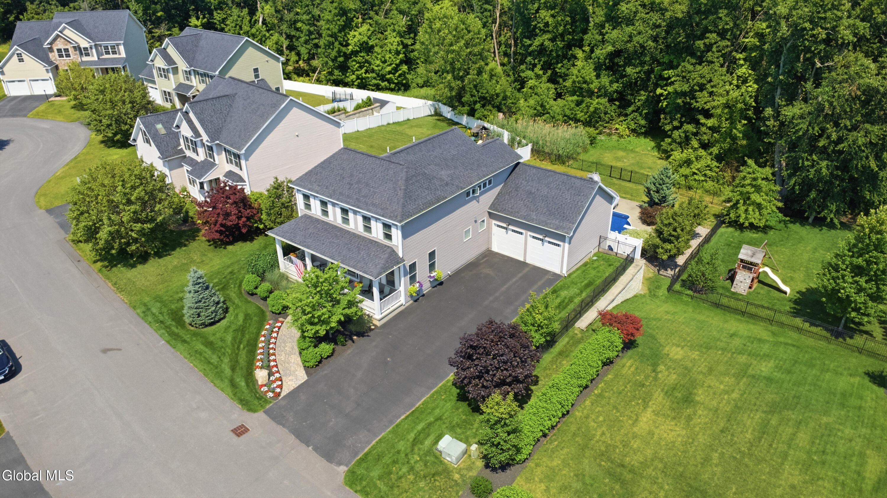 3 Britton Way Watervliet NY 12189