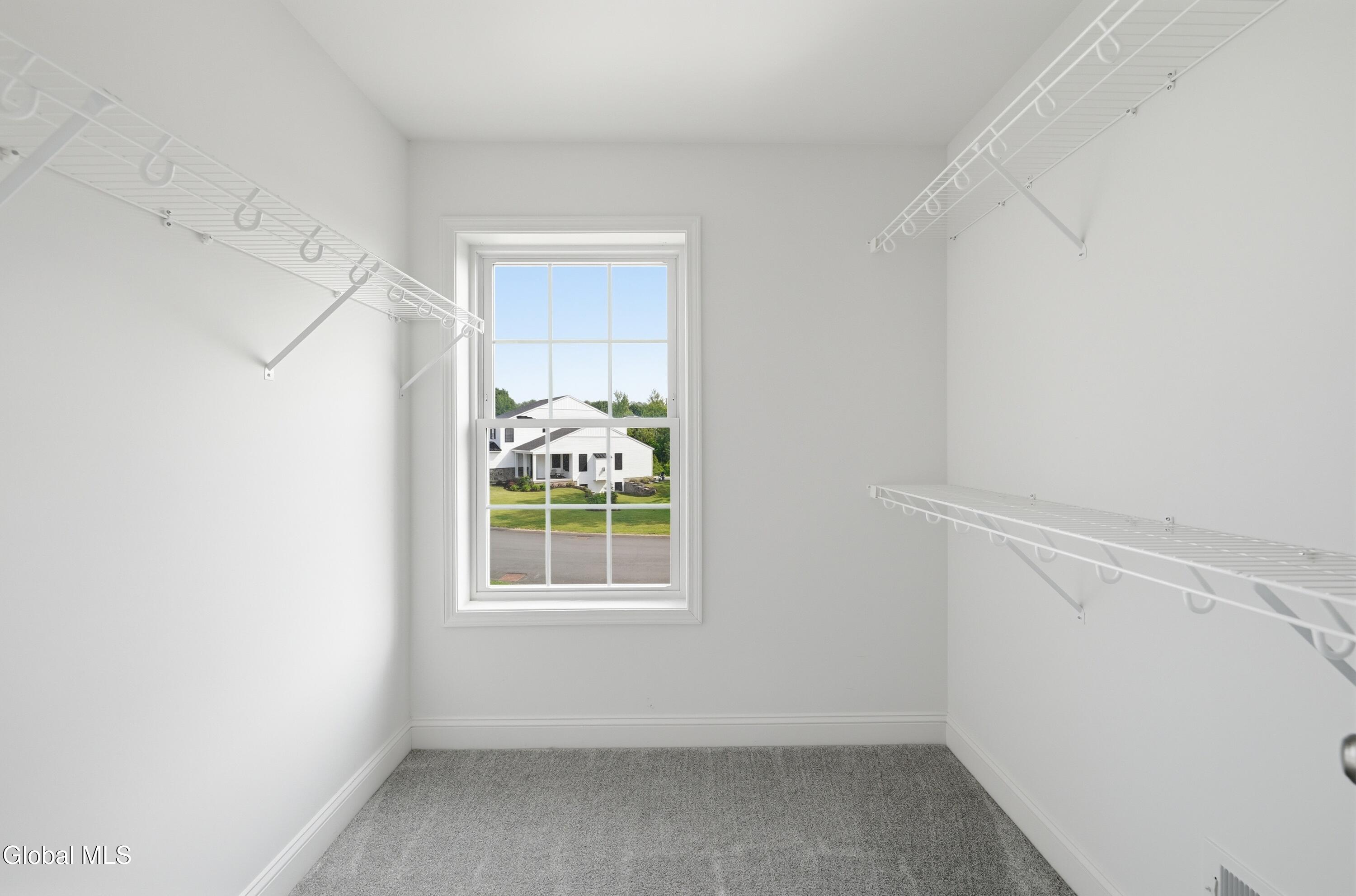 27 Wheatfield Way Clifton Park NY 12118