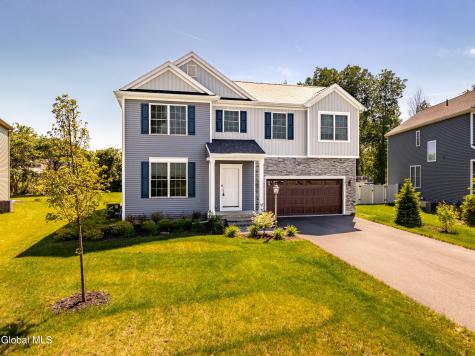 27 Wheatfield Way Clifton Park NY 12118