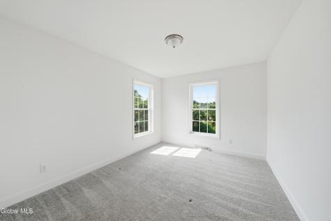 27 Wheatfield Way Clifton Park NY 12118
