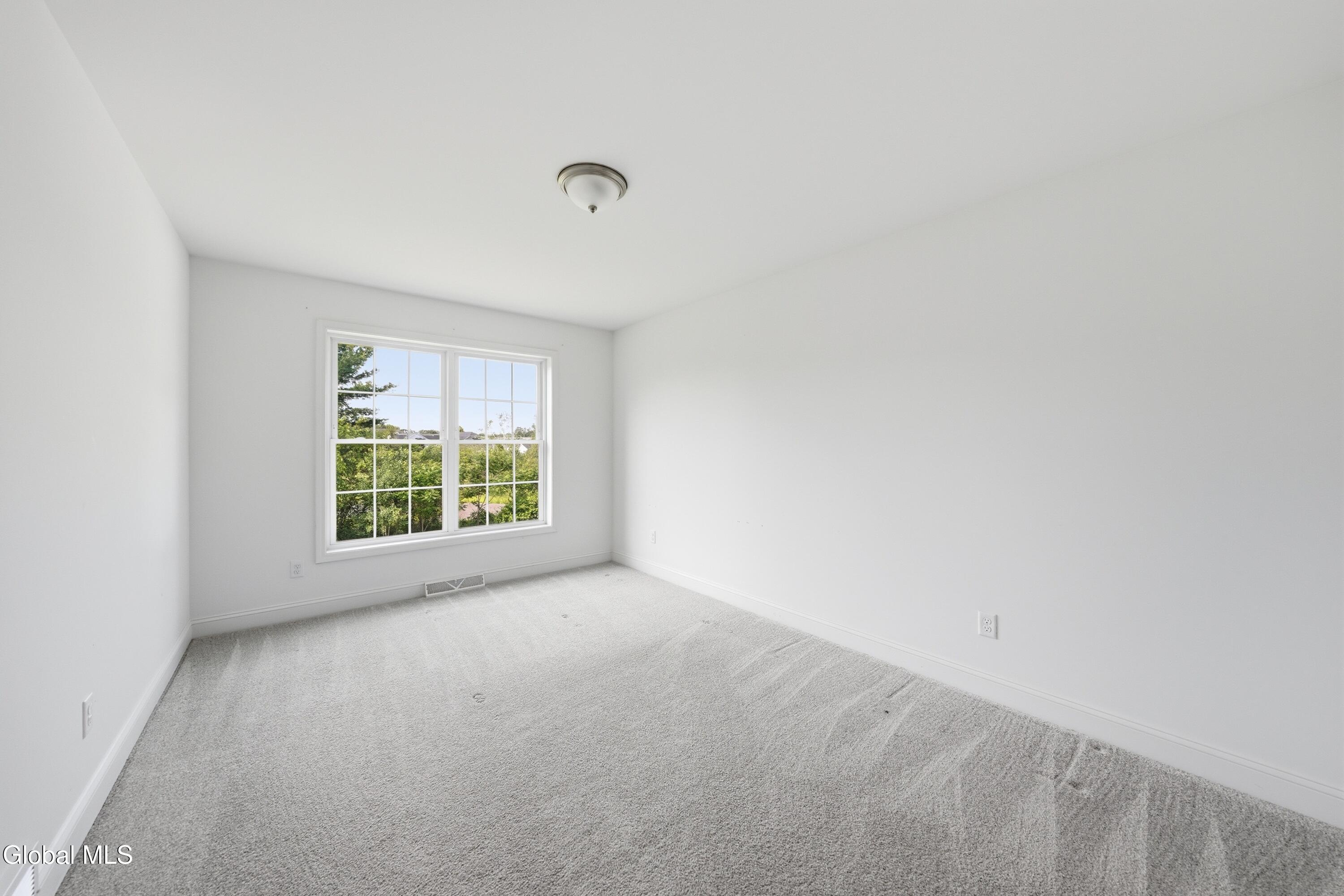 27 Wheatfield Way Clifton Park NY 12118