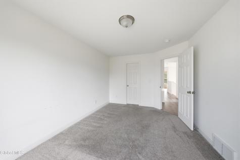 27 Wheatfield Way Clifton Park NY 12118